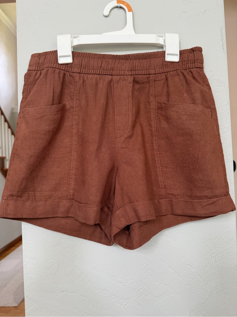 Old Navy High-Waist Linen-Blend Shorts in Brown
